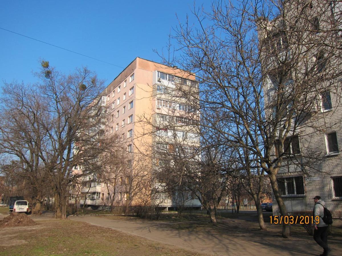 Комфортная 2-Комнатная Новопречистенская 1, Три Раздельных Двуспальных Места Tjerkasy Exteriör bild